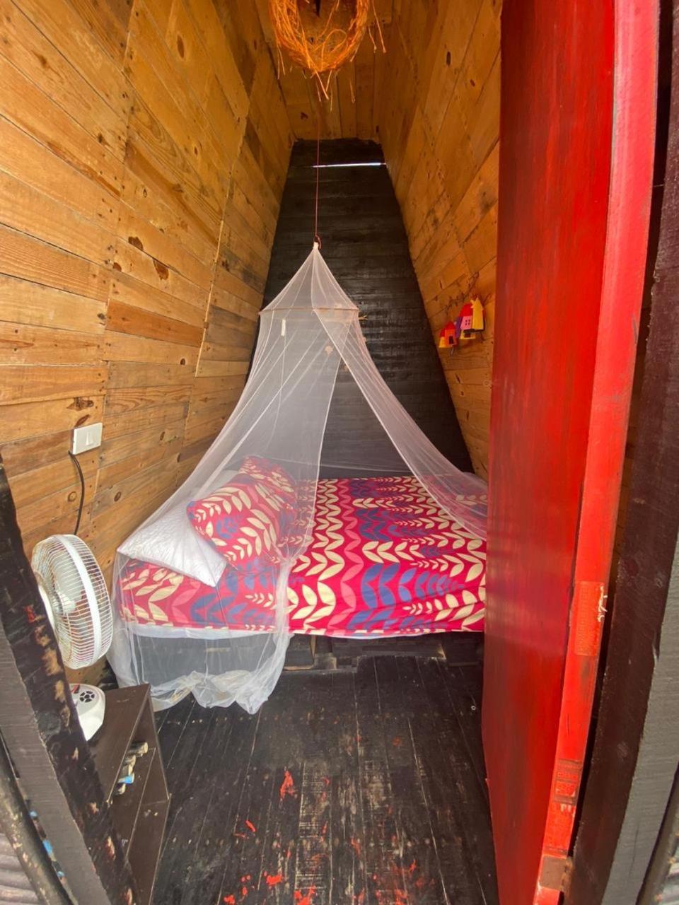 فندق Tipiland Baru La Casa Del Mono بلايا بلانكا المظهر الخارجي الصورة