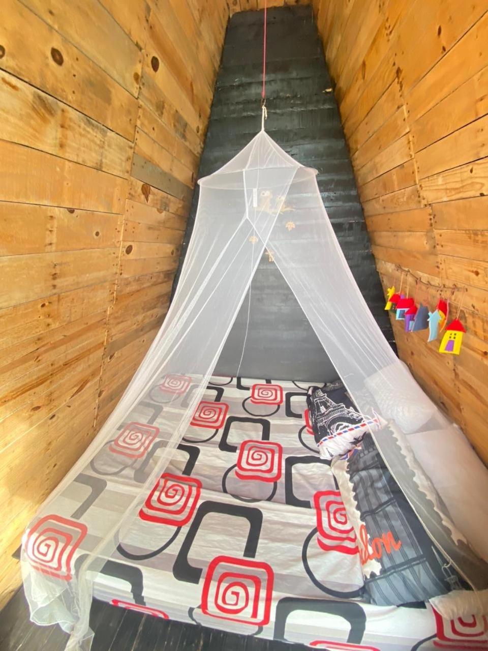 فندق Tipiland Baru La Casa Del Mono بلايا بلانكا المظهر الخارجي الصورة