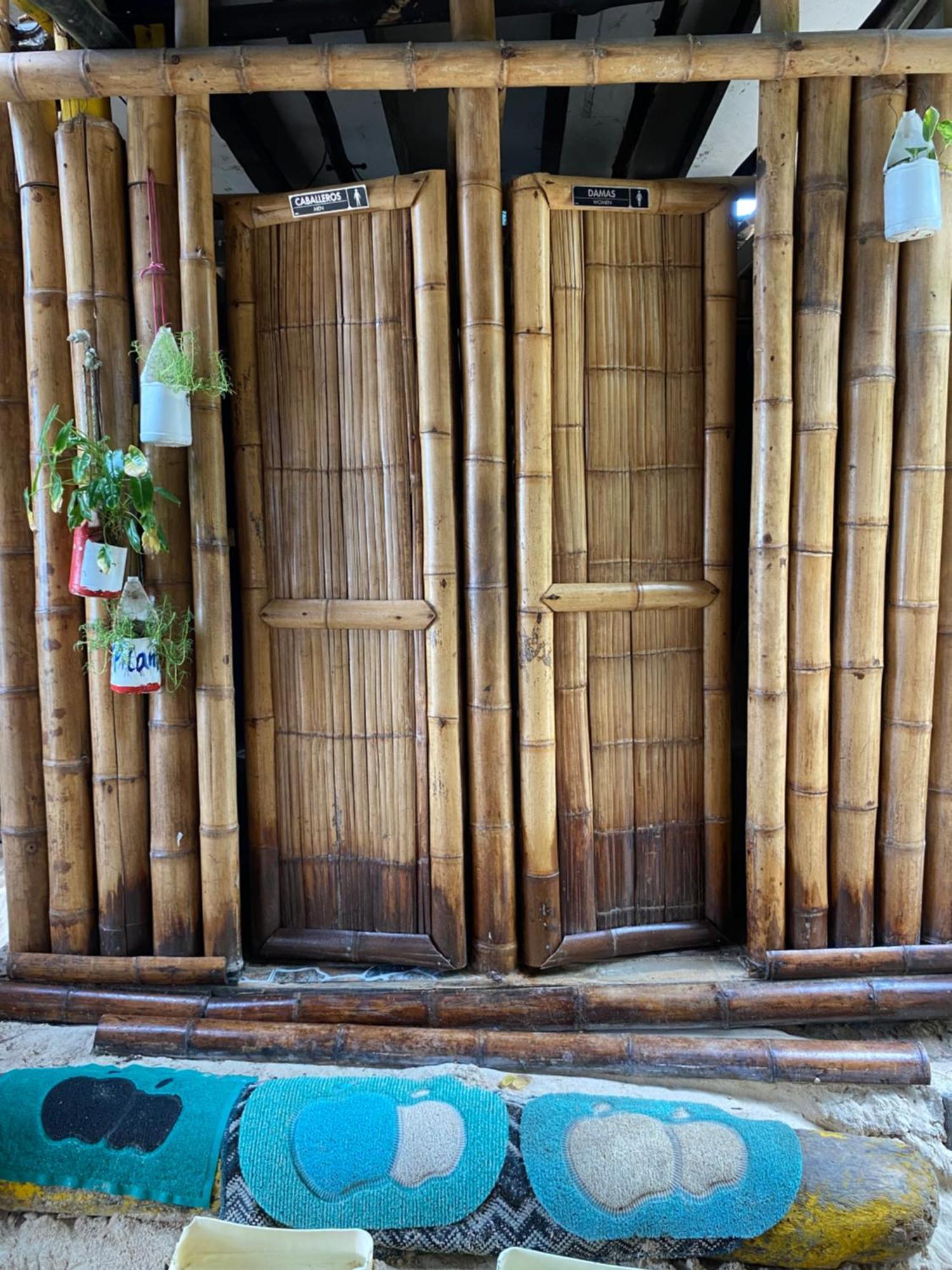 فندق Tipiland Baru La Casa Del Mono بلايا بلانكا المظهر الخارجي الصورة